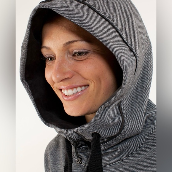 Lululemon Live Simply Jacket - Picture 2 of 6